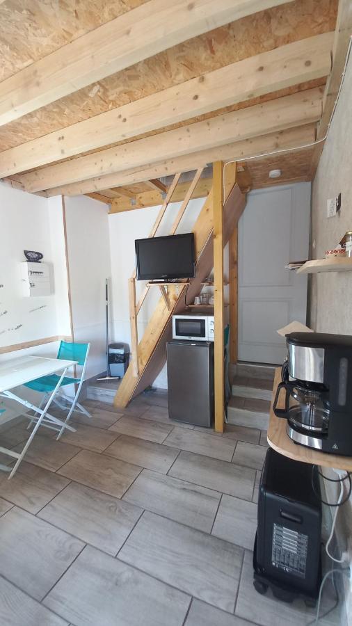 Appartement Le calme à la campagne à Besson Extérieur photo