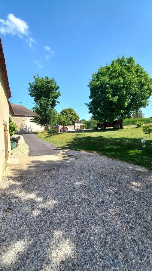 Appartement Le calme à la campagne à Besson Extérieur photo