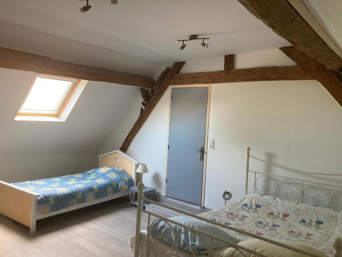 Appartement Le calme à la campagne à Besson Extérieur photo