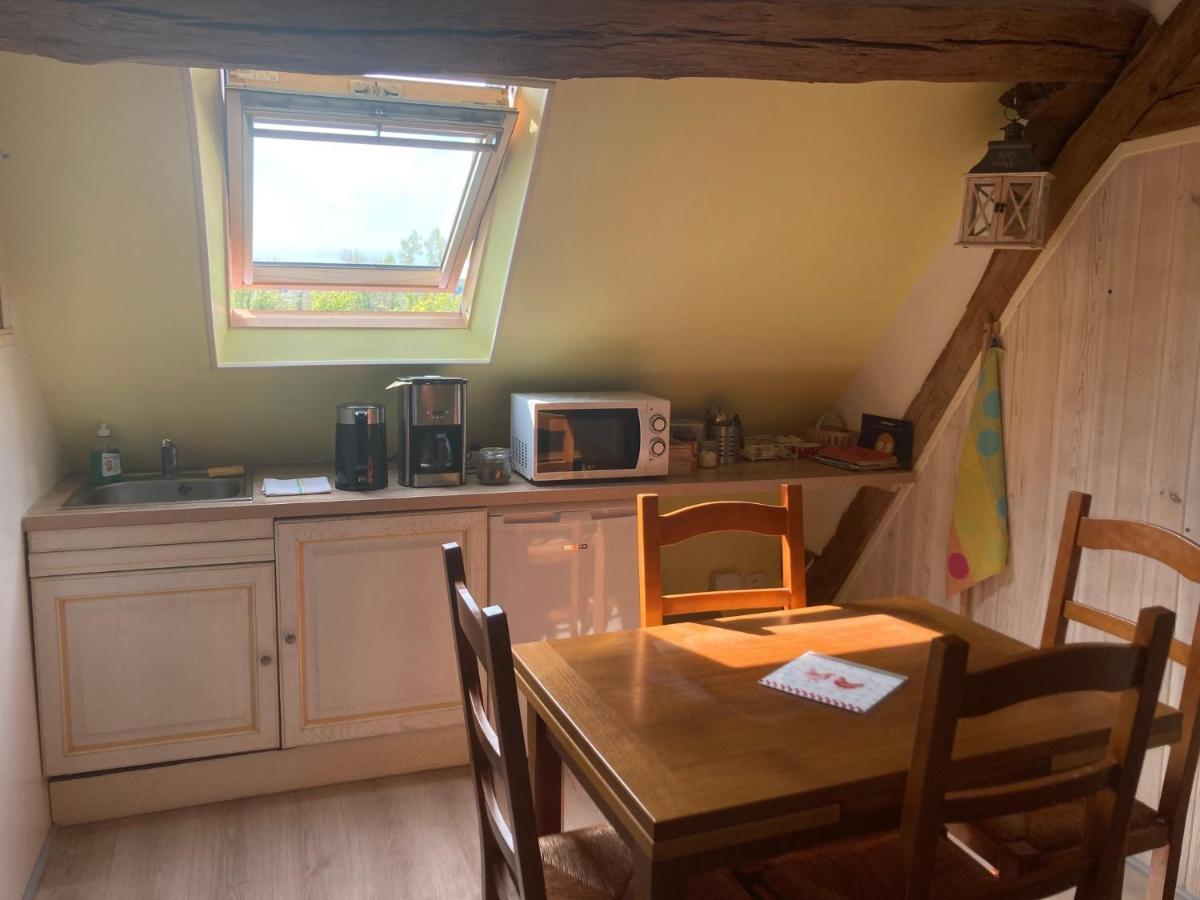 Appartement Le calme à la campagne à Besson Extérieur photo
